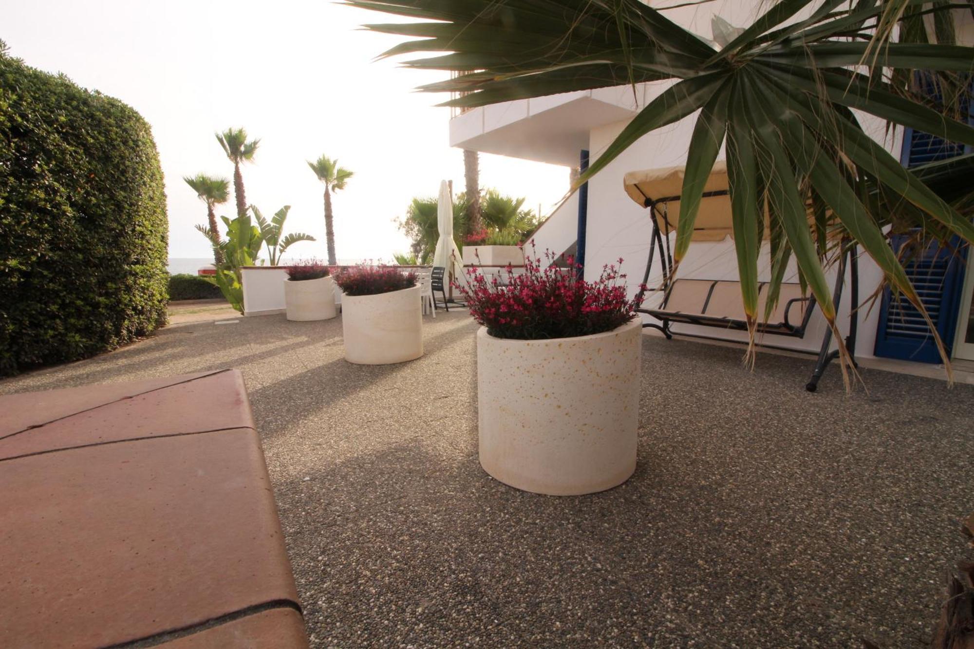 Residence Mare Azzurro Torre San Giovanni Ugento Ngoại thất bức ảnh