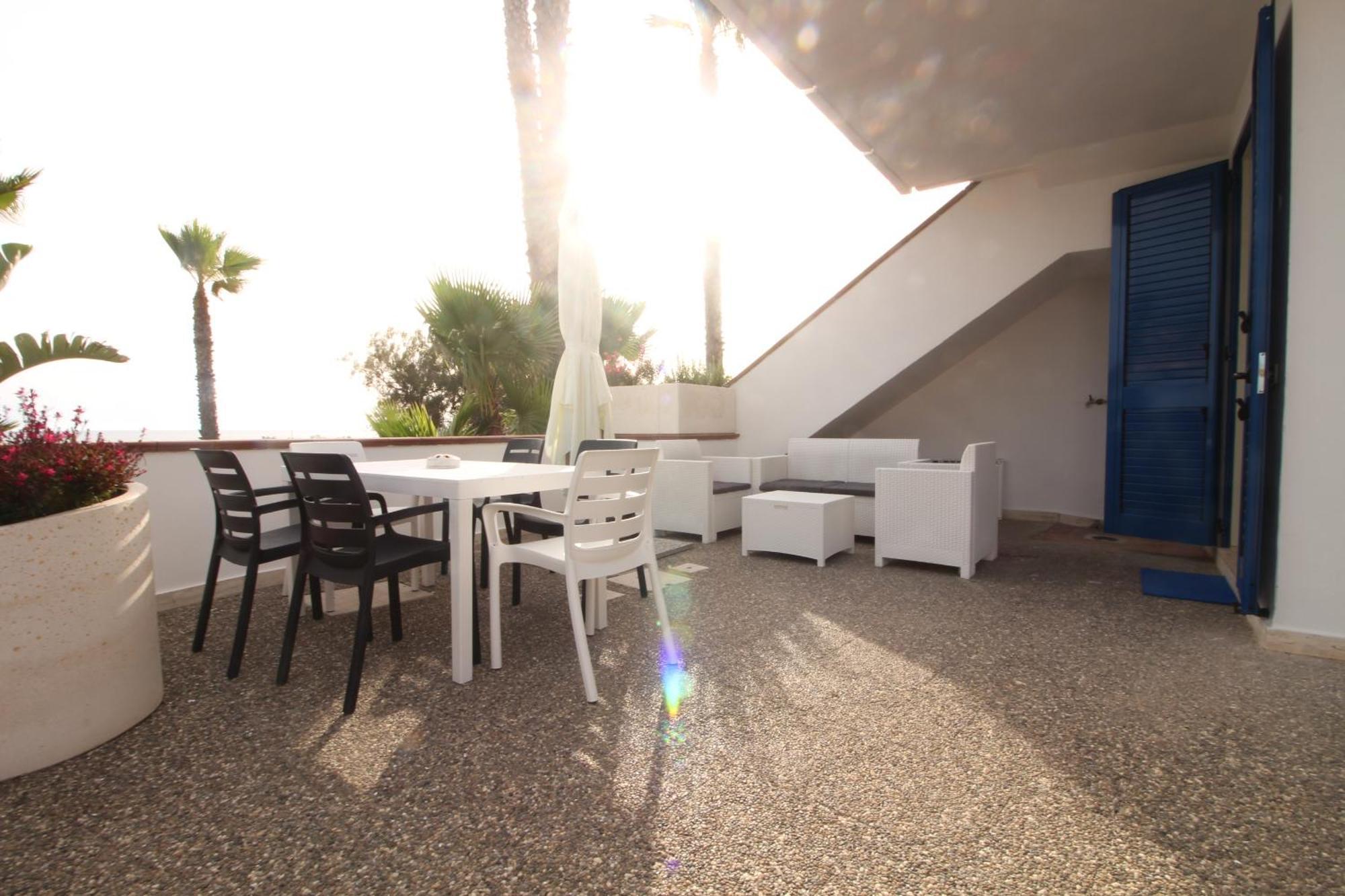 Residence Mare Azzurro Torre San Giovanni Ugento Ngoại thất bức ảnh