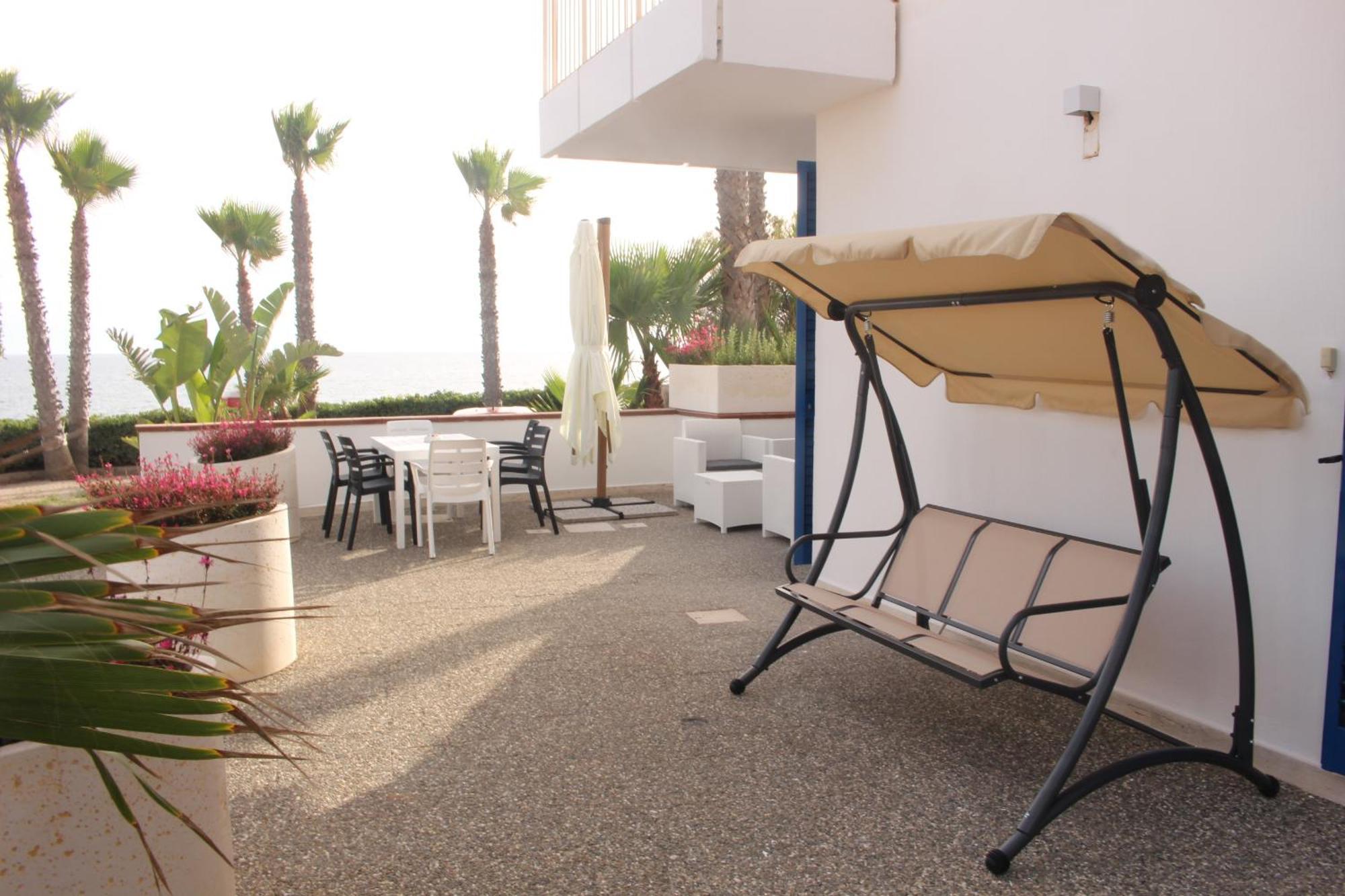 Residence Mare Azzurro Torre San Giovanni Ugento Ngoại thất bức ảnh