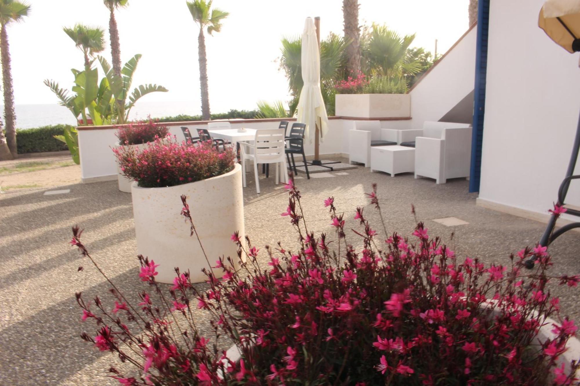 Residence Mare Azzurro Torre San Giovanni Ugento Ngoại thất bức ảnh