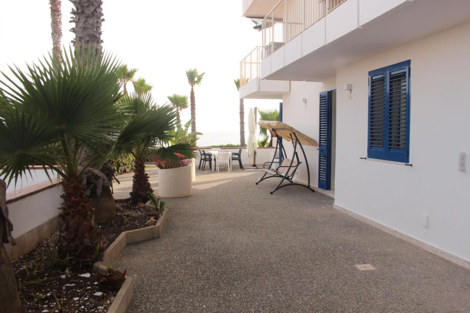 Residence Mare Azzurro Torre San Giovanni Ugento Ngoại thất bức ảnh