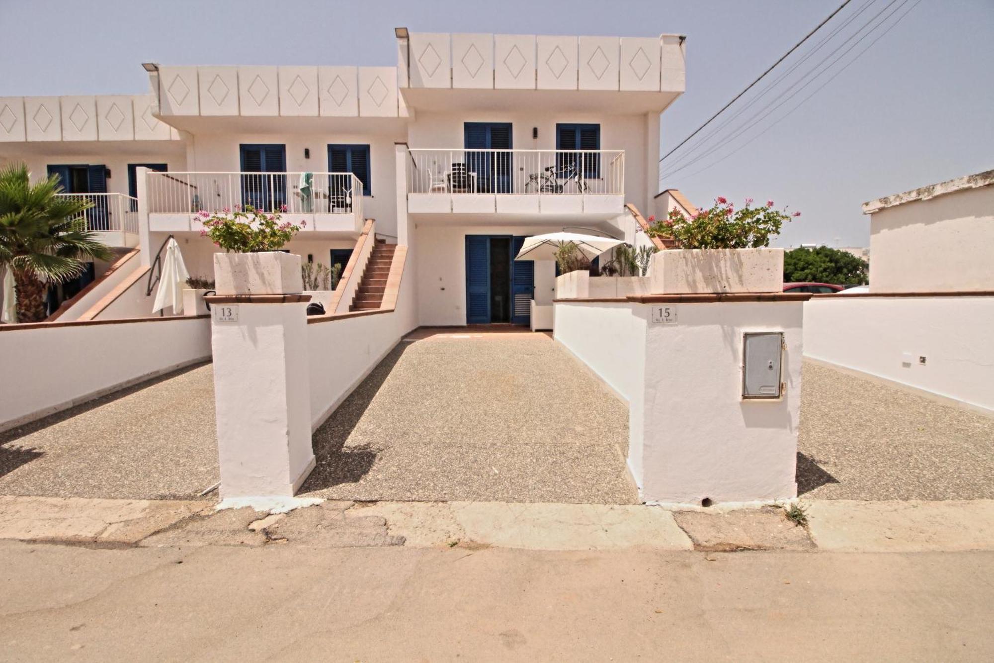 Residence Mare Azzurro Torre San Giovanni Ugento Ngoại thất bức ảnh